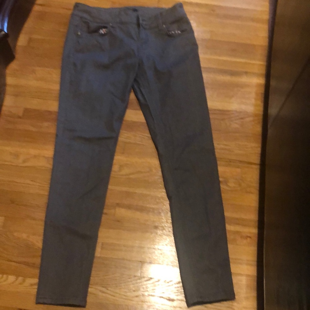 Grey low rise jean